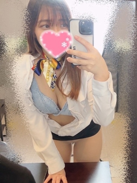 ゆん【ロリカワ巨乳っ娘♡】5